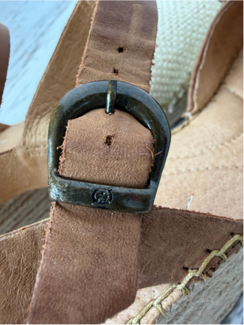 Women's Born Wedge Sandals Size 7 Beige and Brown - Picture 7 of 9